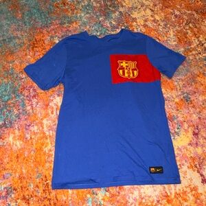 Nike FC Barcelona T Shirt Men’s Medium Blue FCB Crest Soccer Graphic Tee